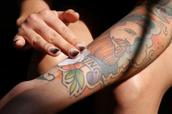 タトゥー 刺青の正しいアフターケア お風呂や運動は当日ok Nine State Design 大阪 日本橋 タトゥースタジオ Osaka Tattoo 刺青 和彫り タトゥー